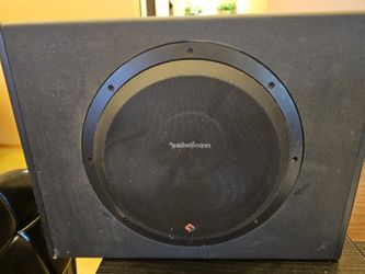 Rockford Fosgate Powered Subwoofer