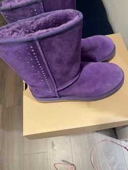 Brand New UGG Women’s Size 9