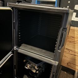 Cambro Food Catering Container 