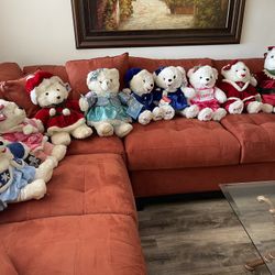 Collectible Edition Plush Toys With Tags. $30 Firm On Price