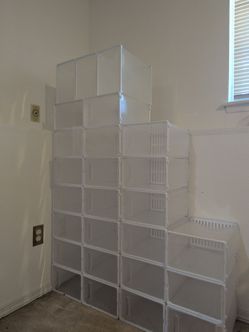 Shoe storage box/container