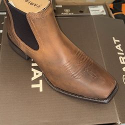 ARIAT BOOKER ULTRA