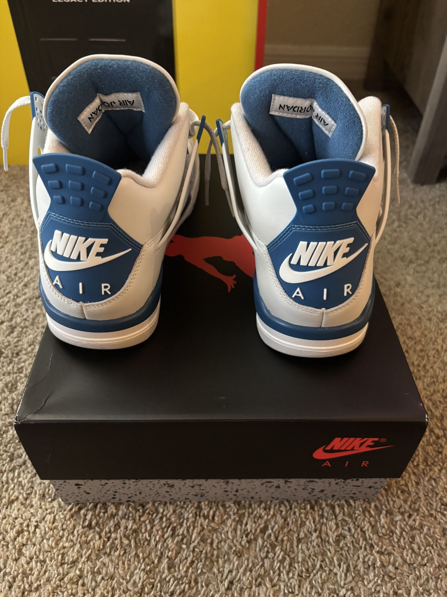 Jordan 4 Retros Military Blue