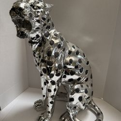 Boutique Bling Cheetah Statue 