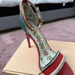 Gucci Heels