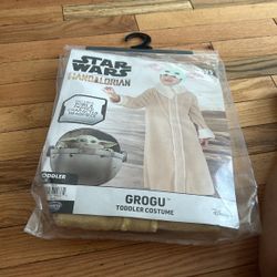 New StarWars Mandalorian toddler costume 2t-3t