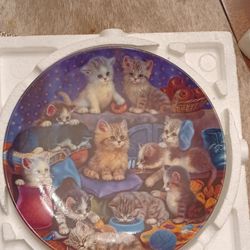 BRADFORD EXCHANGE Frisky Business Decorative PLATE
