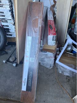 Laminate Wood Flooring!