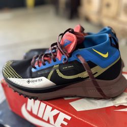 Nike Pegasus Trail 4 Gore-Tex ‘Black Light Blue ‘