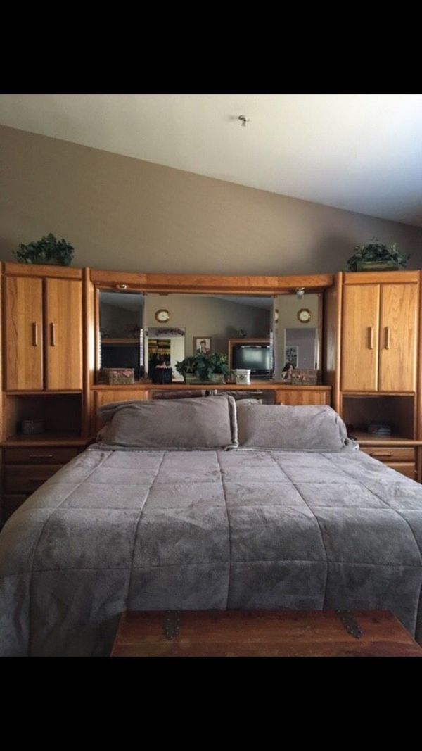 Wambold Oak Wall Unit For Sale In Oxnard Ca Offerup