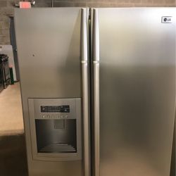 LG Refrigerator Side By Side Stainless 
