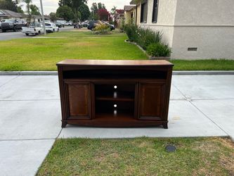 Free TV Stand