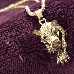 Silver TIGER HEAD/ PAW Pendant/,Necklace