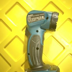 18 v flash light makita 