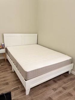 IKEA HAUGESUND Mattress & White Bed Frame