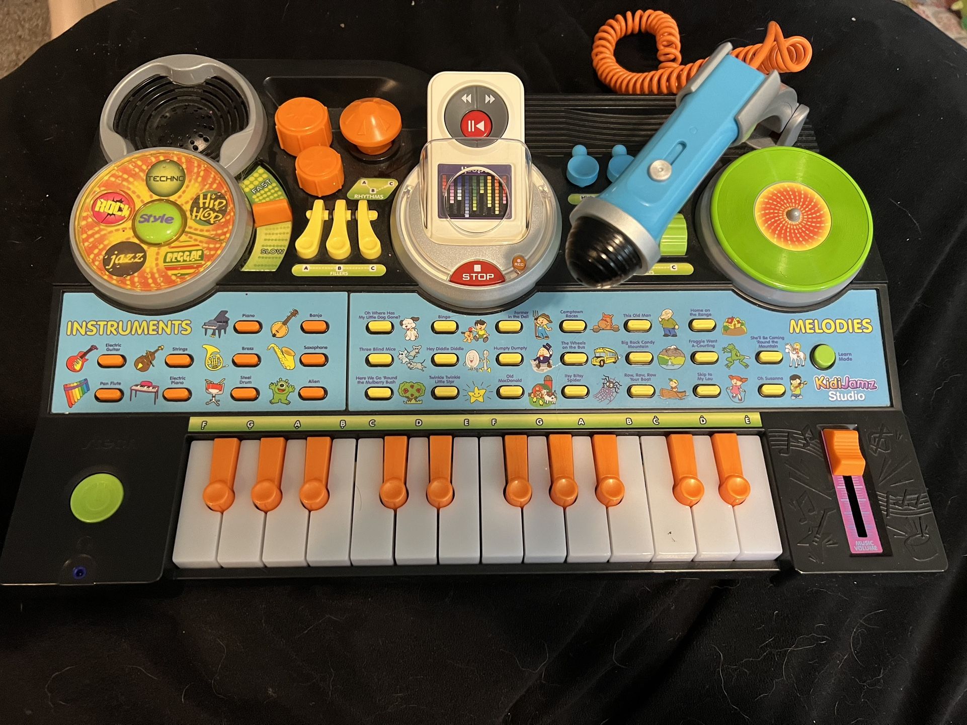 VTech KidiJamz Interactive Music Studio