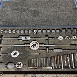 Little Giant Jr Tap and Die Set 