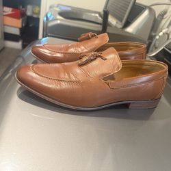 Brown dress shoe size 45 U.S. 11