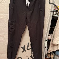 FIGS Scrubs sets, size S