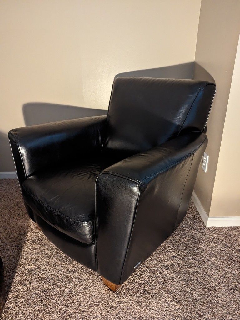 Leather Chair 