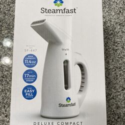 Steamfast Deluxe Compact Garment Steamer