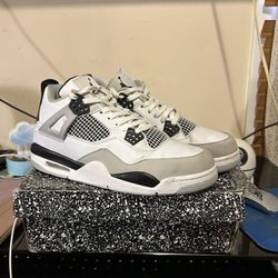 jordan 4’s military black