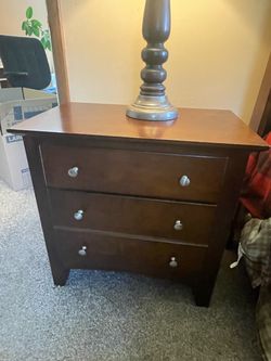 King bed Bedroom set
