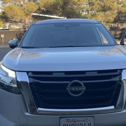 2022 Nissan Pathfinder