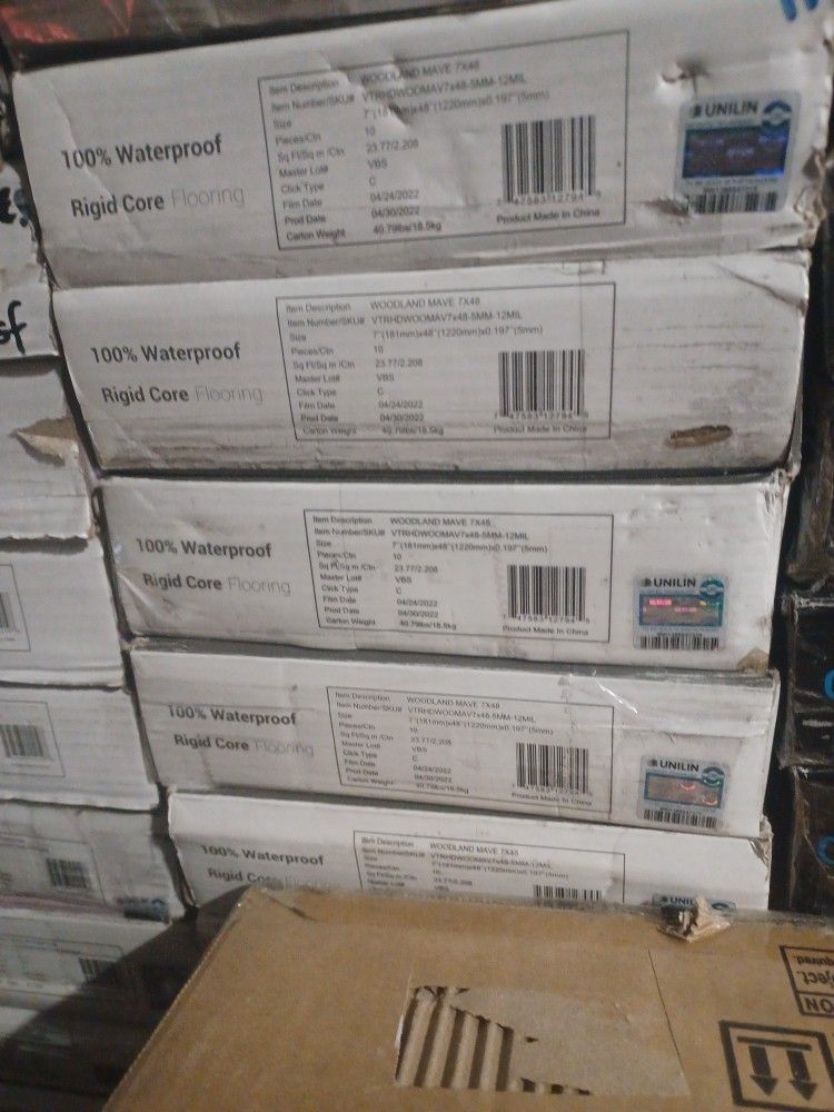 ☆ 18 Boxes / 428 Sq Ft ☆ Home Decorators Luxury Rigid Core Vinyl Plank Flooring ☆ WOODLAND MAVE ☆