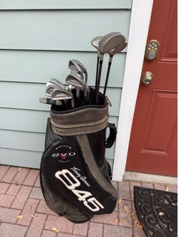 Mens Tommy Armour 845 golf club set with TaylorMade Woods