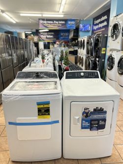 New Frigidaire Top Load Washer With Agitator And Used Dryer 