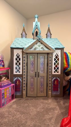 Frozen Arendelle Castle Kids Playhouse