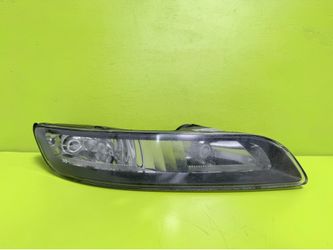 2005 - 2008 Porsche Carrera S 911 997 Right Passenger Side Fog Light OEM
