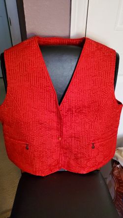Red Vest size M