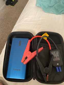 Car jump starter