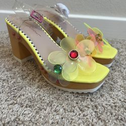NEW Betsey Johnson Heels