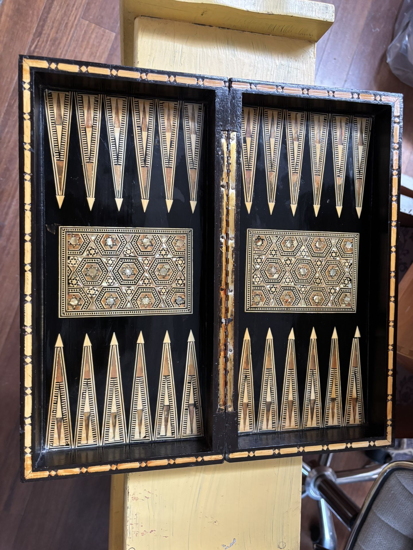 Antique Middle Eastern Backgammon / Chess Set