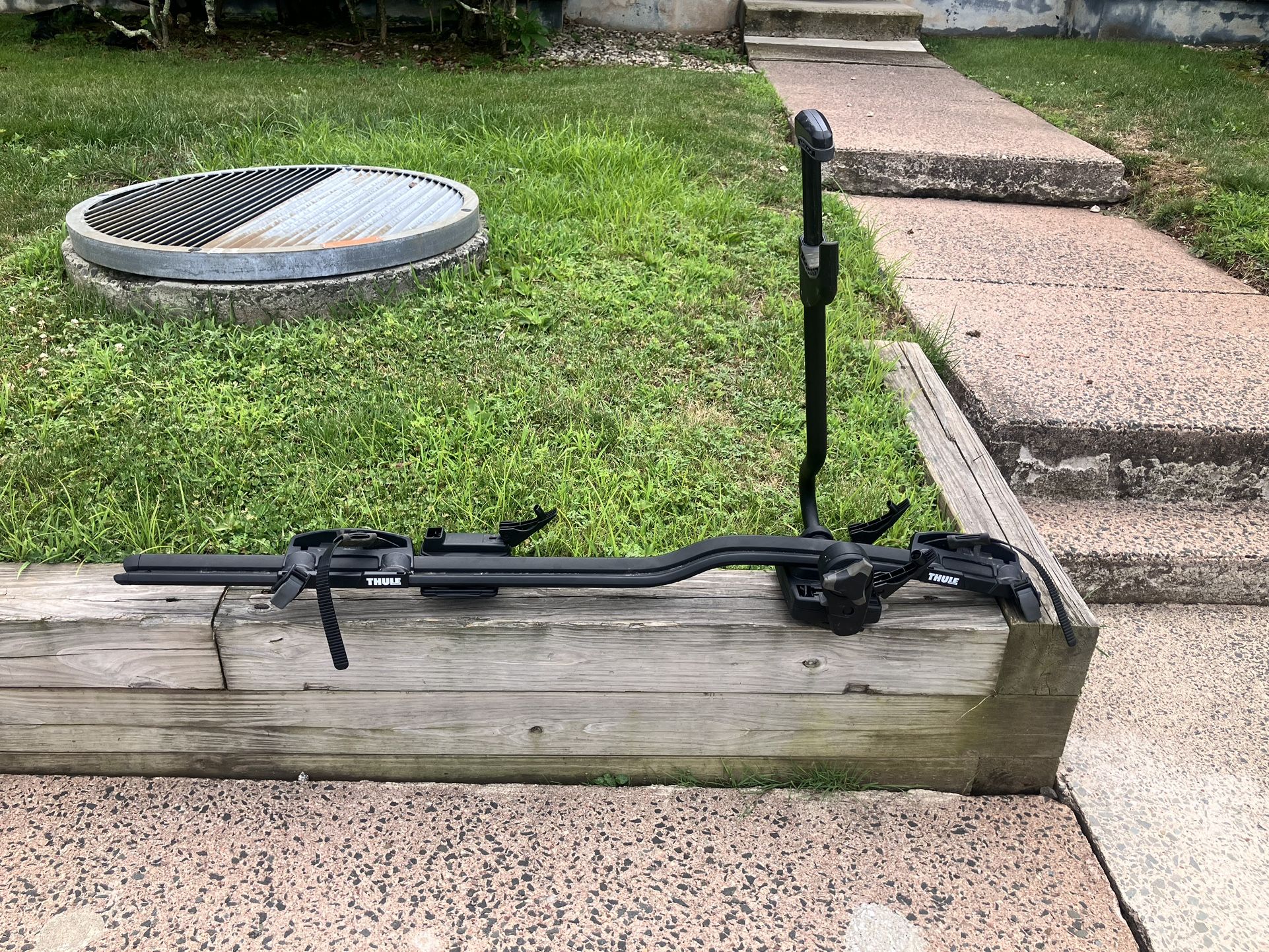 Thule Rooftop ProRide XT Bike Rack
