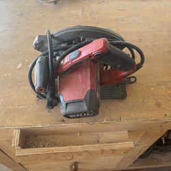 Skill Saw With Acute Cut And Guide Jig