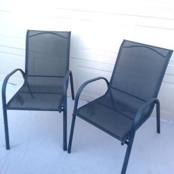 Gray Outdoor Patio Chair with Armrests, Strong Metal Frame & Legs, Heavy Duty Fabric Seat & Backrest