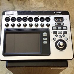 QSC Touchmix- 8 Compact Digital Mixer 