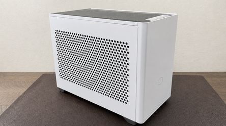 Custom White NR200 Mini-ITX Gaming PC: i5-12600K / RTX 2080 Super / 32GB DDR5 / 1TB NVMe