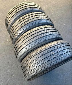 245/50/19 Bridgestone vendo un set de llantas usadas excelente condiciones de vida las 4 ✅🤩I am selling a set of used tires, all 4 in excellent livin