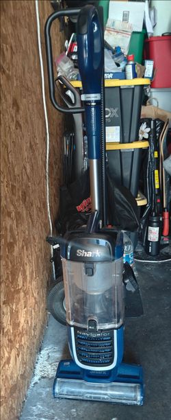 Shark navigator vacuum