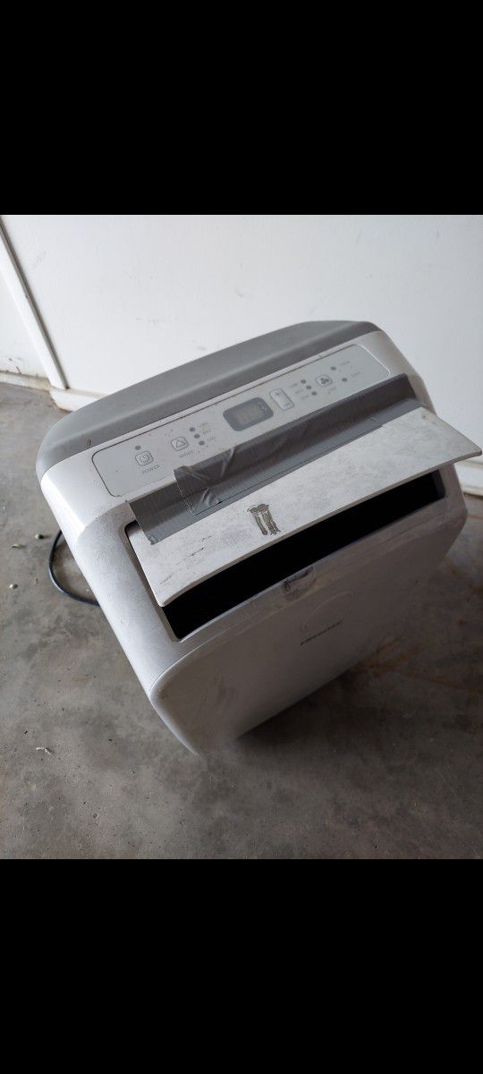 Hisense Portable Air Conditioner 10,000 BtU