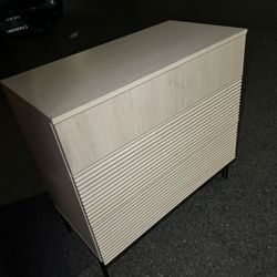 Union Rustic Modern Minimalist Wood Nightstand With 3 Drawers ,31.5" Large End Table,Reeded Design Bedside Table For Bedroom, Living Room,Entryway 