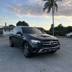 Mercedes Benz GLC (contact info removed)