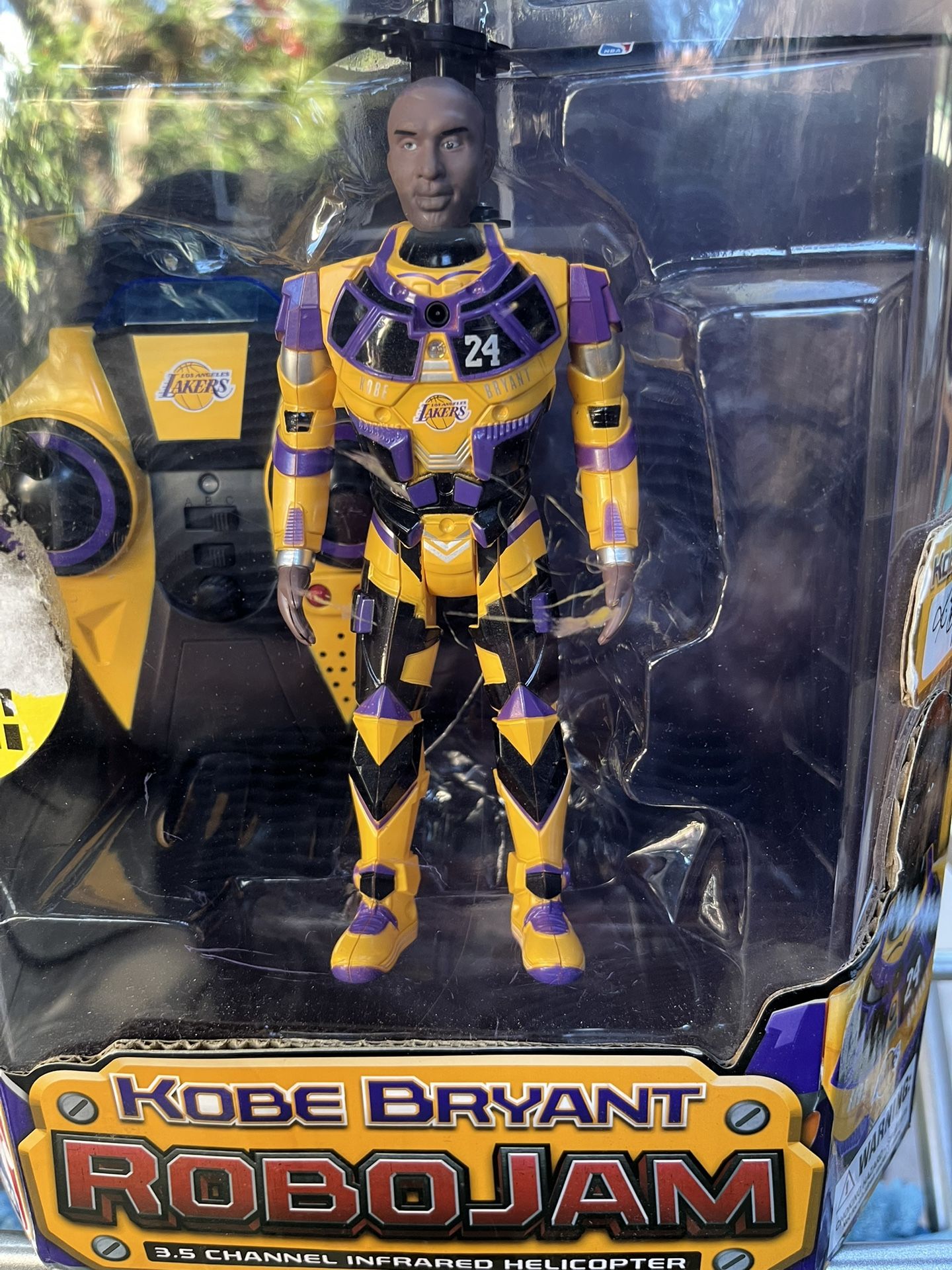 Kobe Bryant Robojam 3.5 Channel Infrared Helicopter