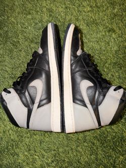 Air Jordan 1 Shadow