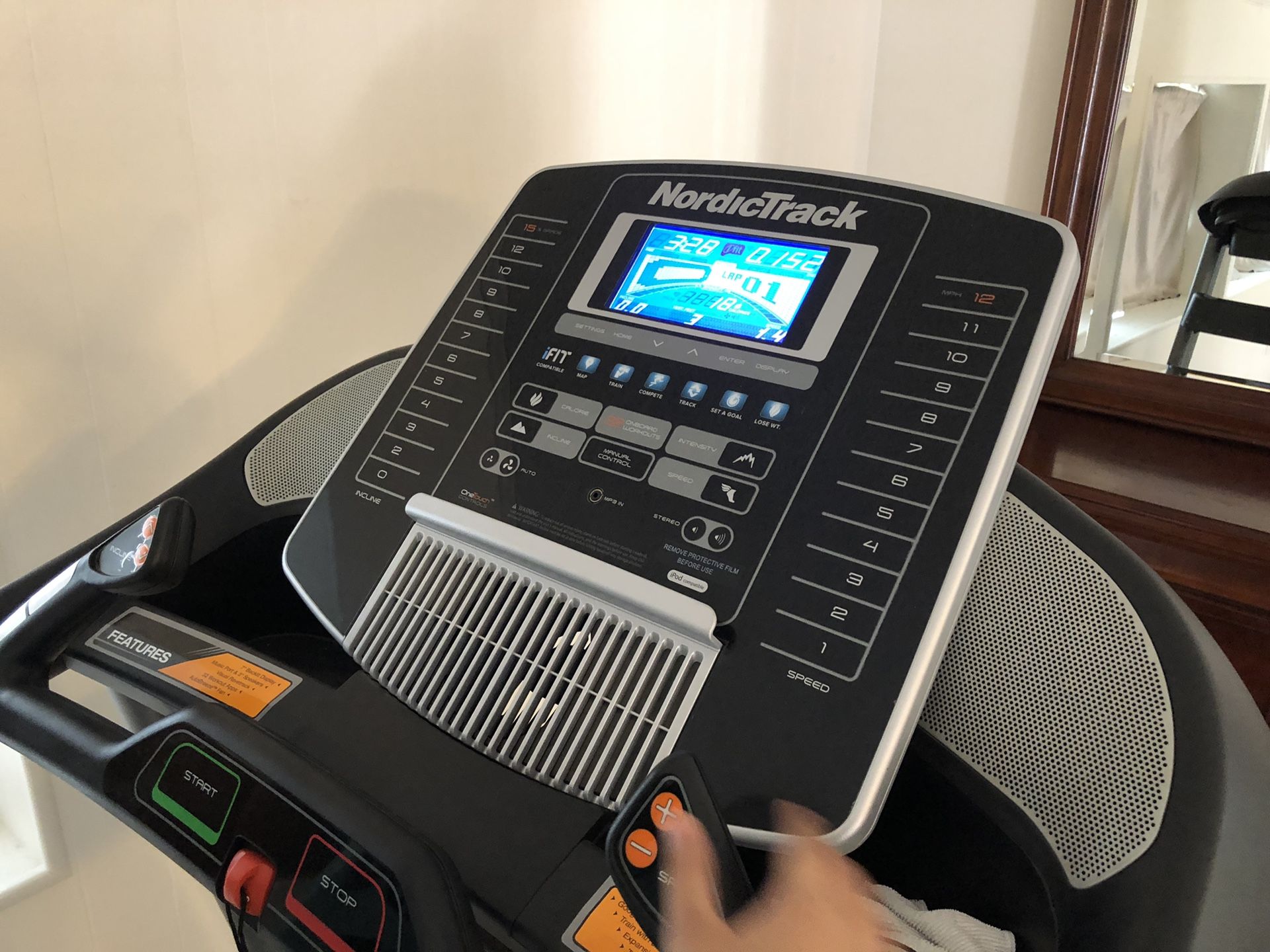 NordicTrack treadmill model C950 PRO for Sale in Buena Park, CA OfferUp